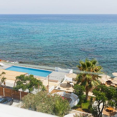 Azure Bay Hotel Agia Varvara Luaran gambar